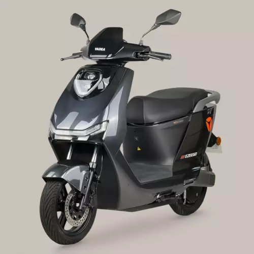 Yadea Ezeego gris brillant trois quart face gauche