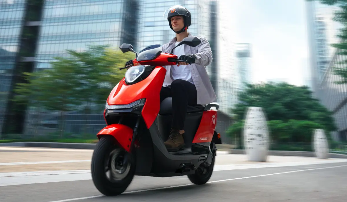 scooter électrique débrider sur la voie publique