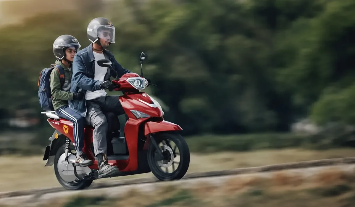 scooter électrique adapté au transport d'enfant